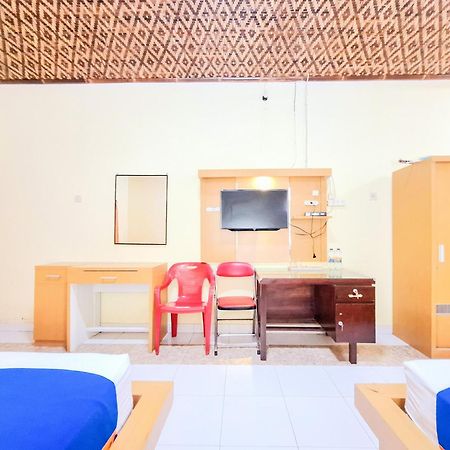 Hotel Family Syariah 1 Parangtritis Bagian luar foto