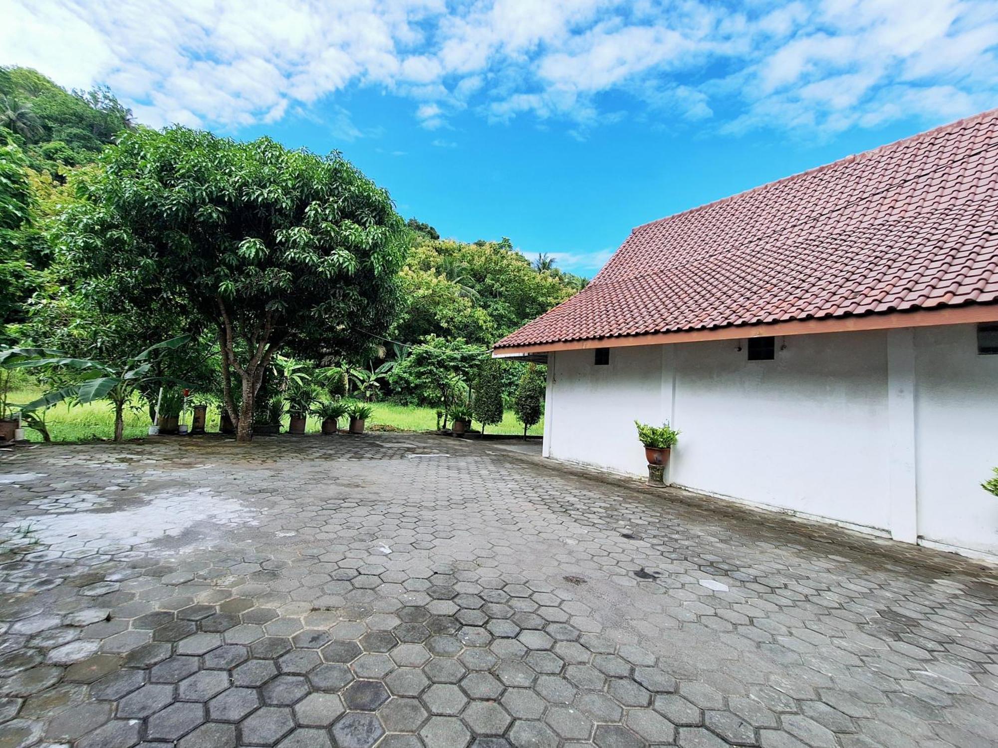 Hotel Family Syariah 1 Parangtritis Bagian luar foto
