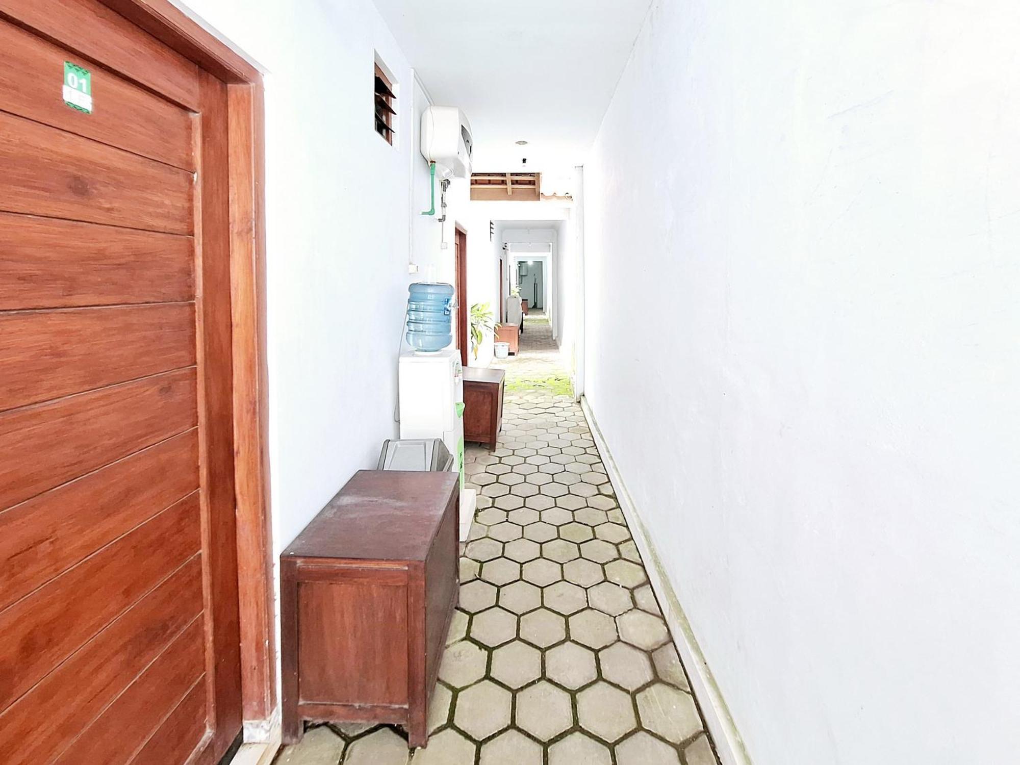 Hotel Family Syariah 1 Parangtritis Bagian luar foto