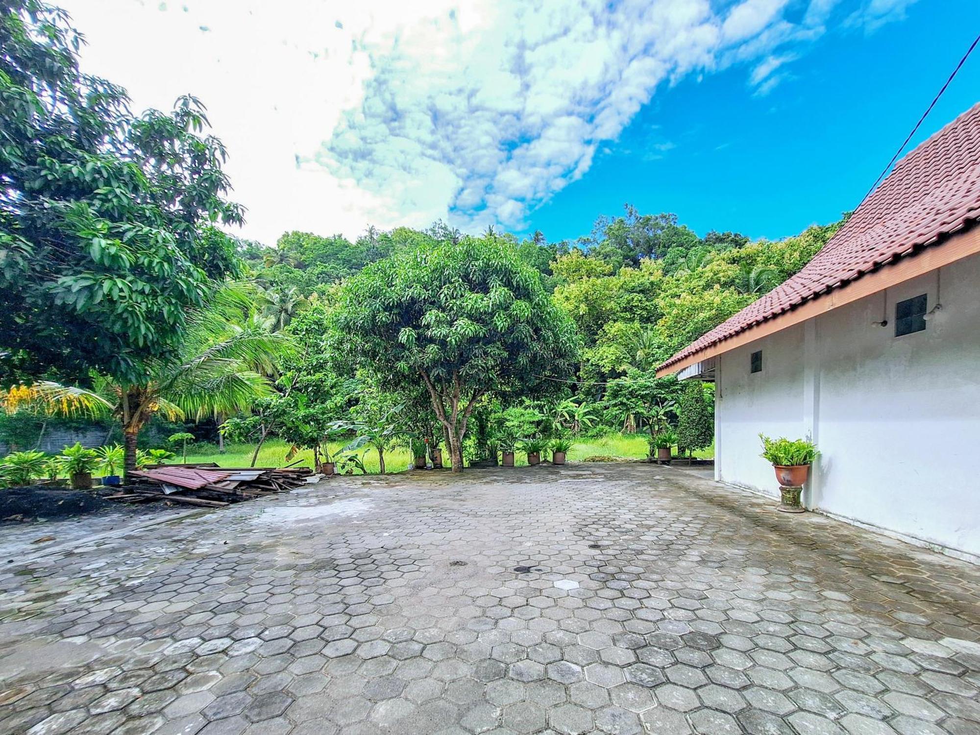 Hotel Family Syariah 1 Parangtritis Bagian luar foto