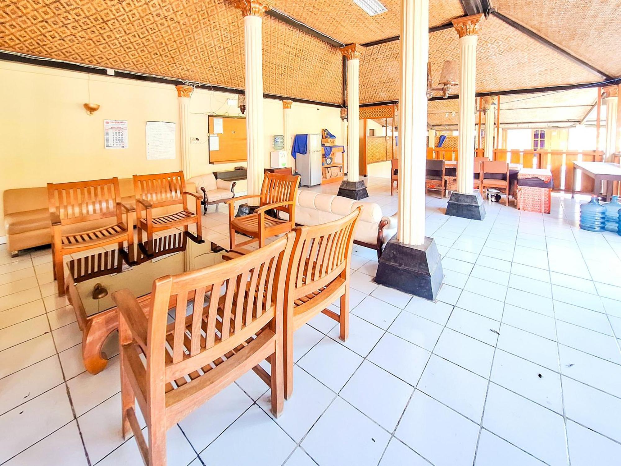 Hotel Family Syariah 1 Parangtritis Bagian luar foto