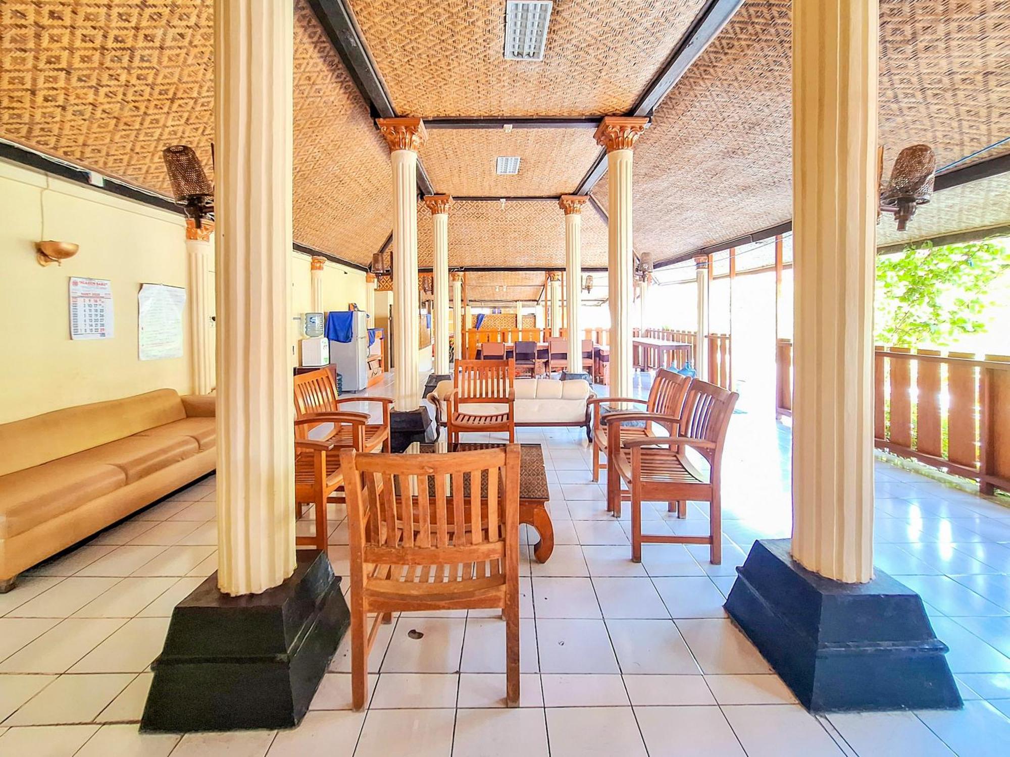Hotel Family Syariah 1 Parangtritis Bagian luar foto